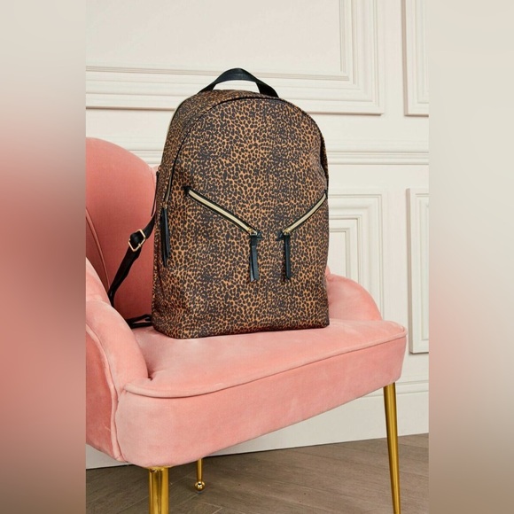 Stella & Dot Lady Boss Backpack in Animal Leopard - Picture 2 of 8